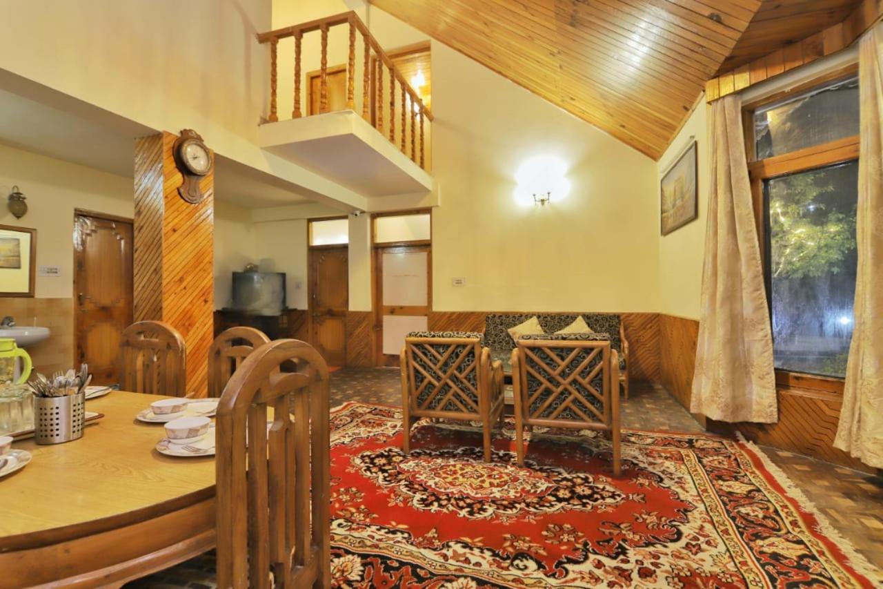 Grey Moustache 4Bhk Villa Manāli Dış mekan fotoğraf